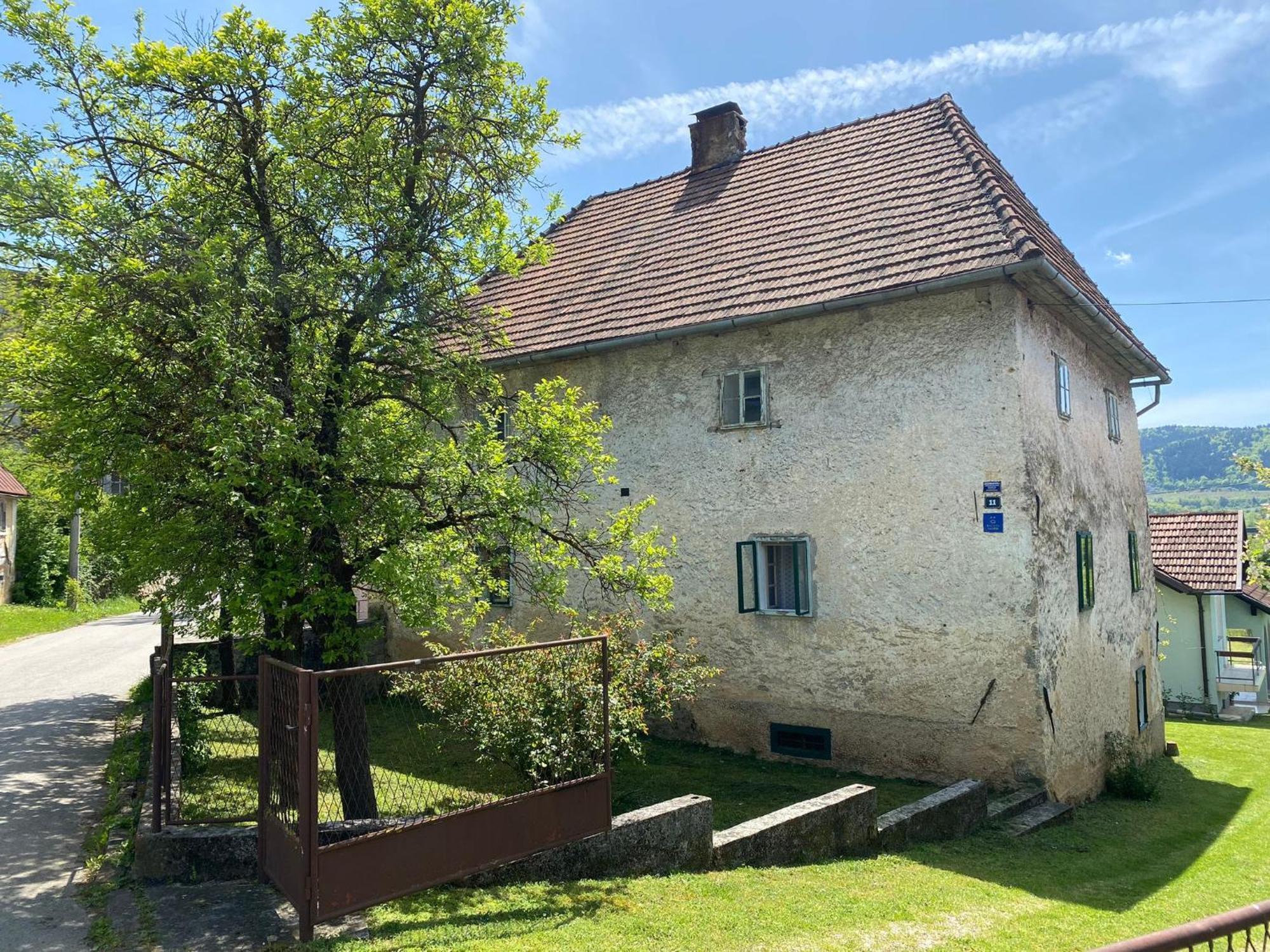 Villa Cultural Monument House Vecchia Otočac Exterior foto
